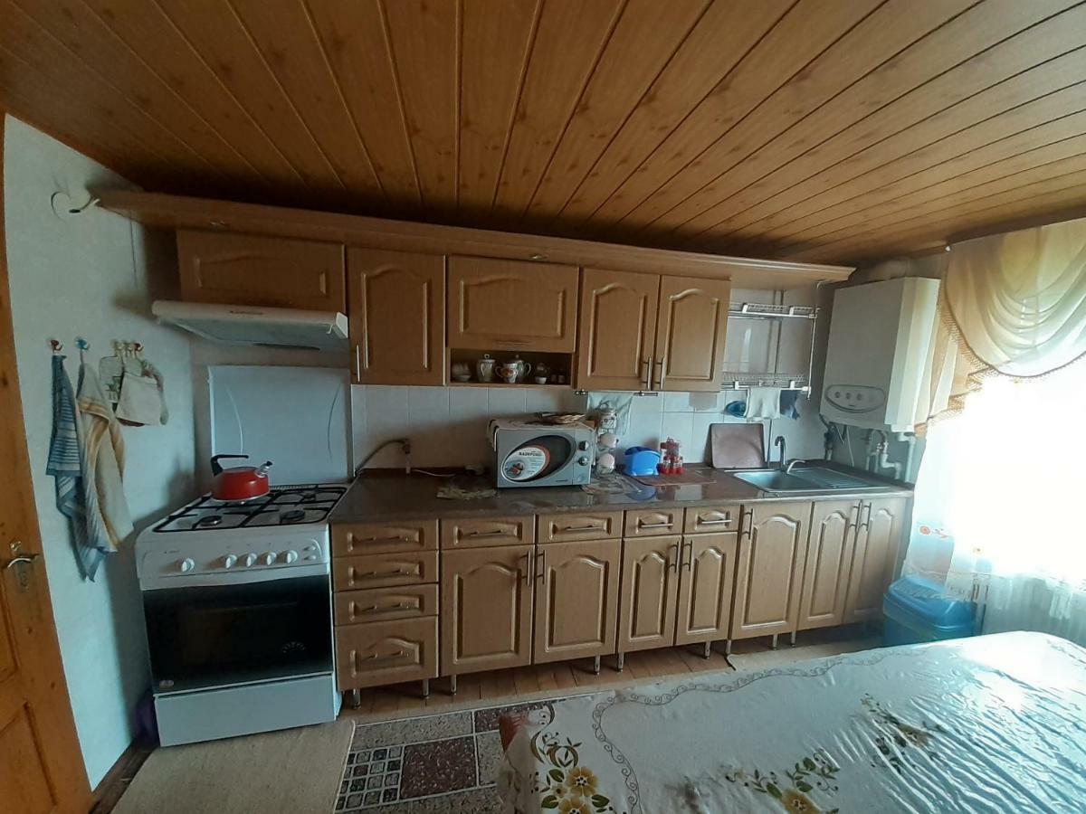 Kатруся Ξενοδοχείο Γιαρέμτσε Εξωτερικό φωτογραφία